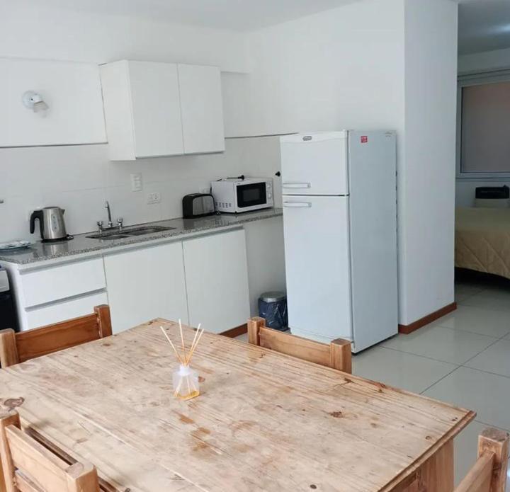 Alvarado 50 Bahía Blanca 外观 照片